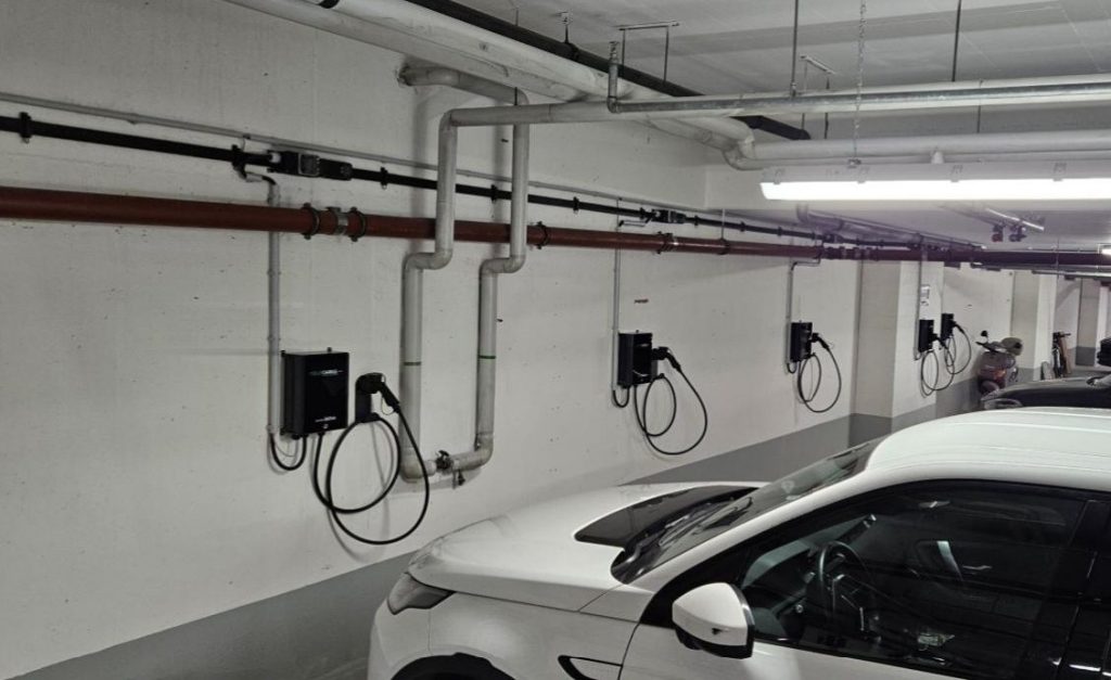 Wallboxen in einer Tiefgarage